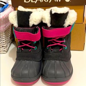 snow boots with only one use
